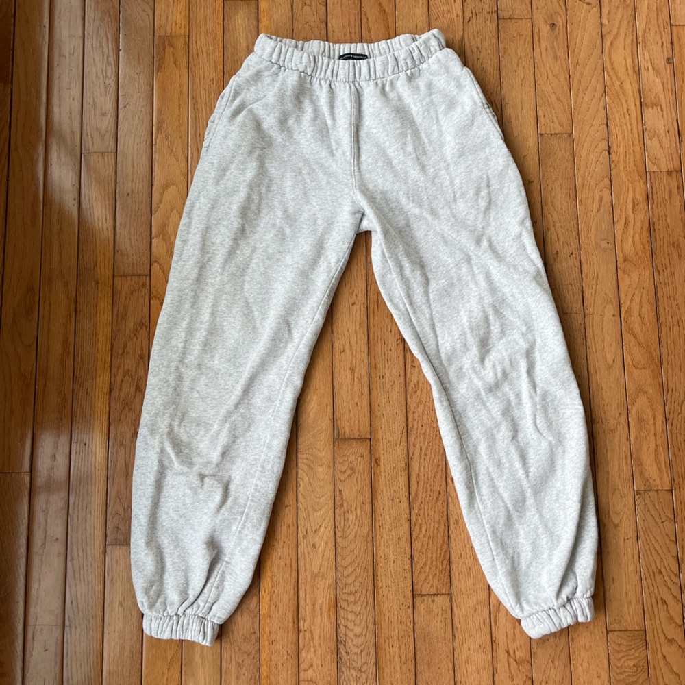 Brandy Melville Rosa Sweatpants